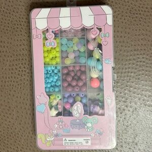 Beaded Craft Kit for Kids with 7” x 4” Case NWT
